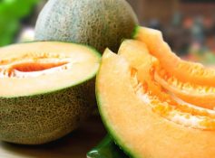 Nutritional benefit of eating muskmelon everyday